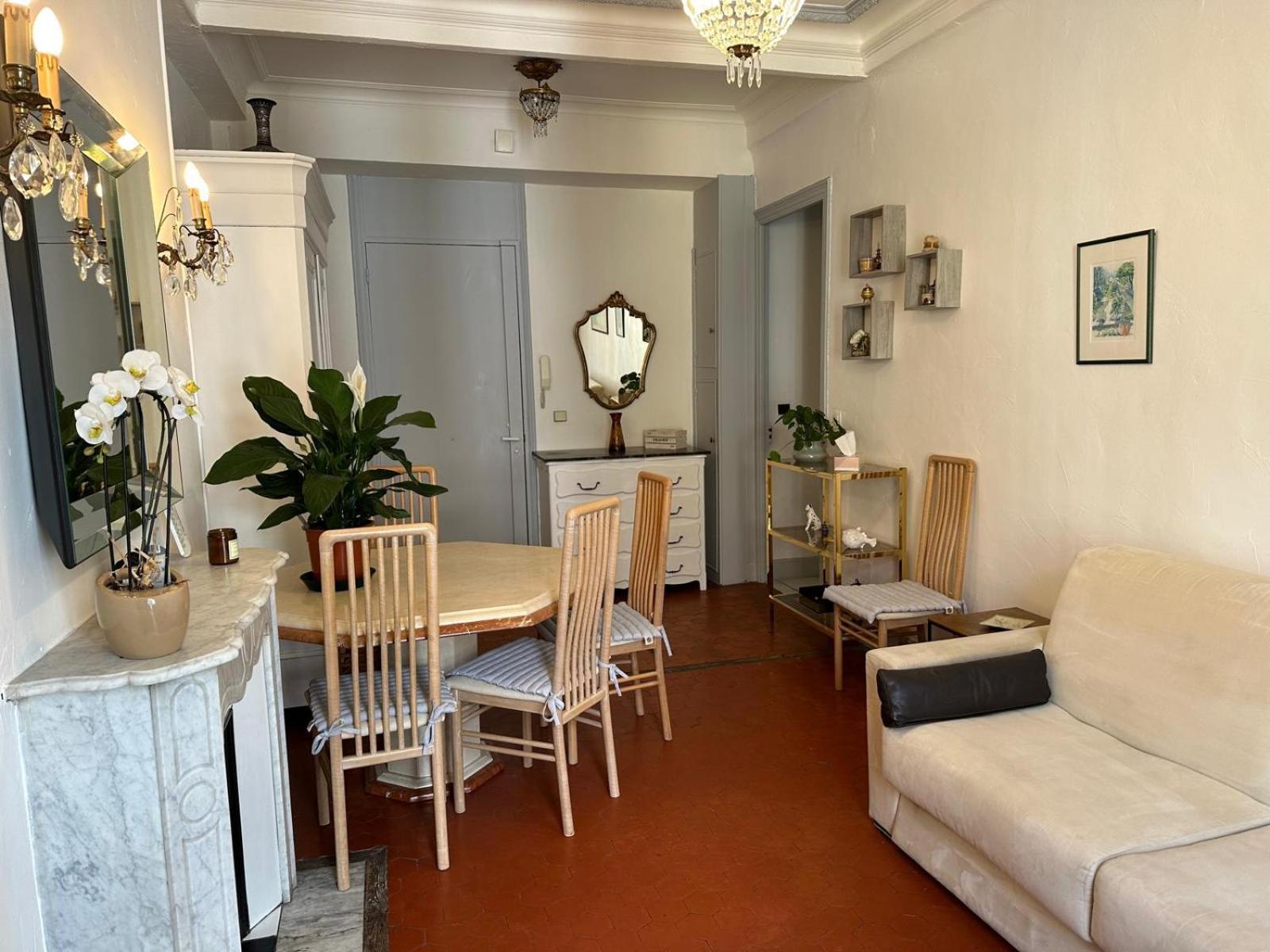 Appartement Beau T2 Proche Negresco *